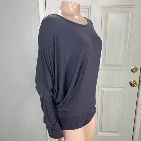 Caraucci Women's Shirt O/S Festival Dolman Gray Rayon Stretch Long Sleeve D3-21 - Picture 4 of 6